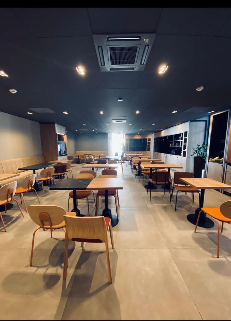 宜必思时尚福特奈酒店 丰特奈·索斯·博伊斯 外观 照片